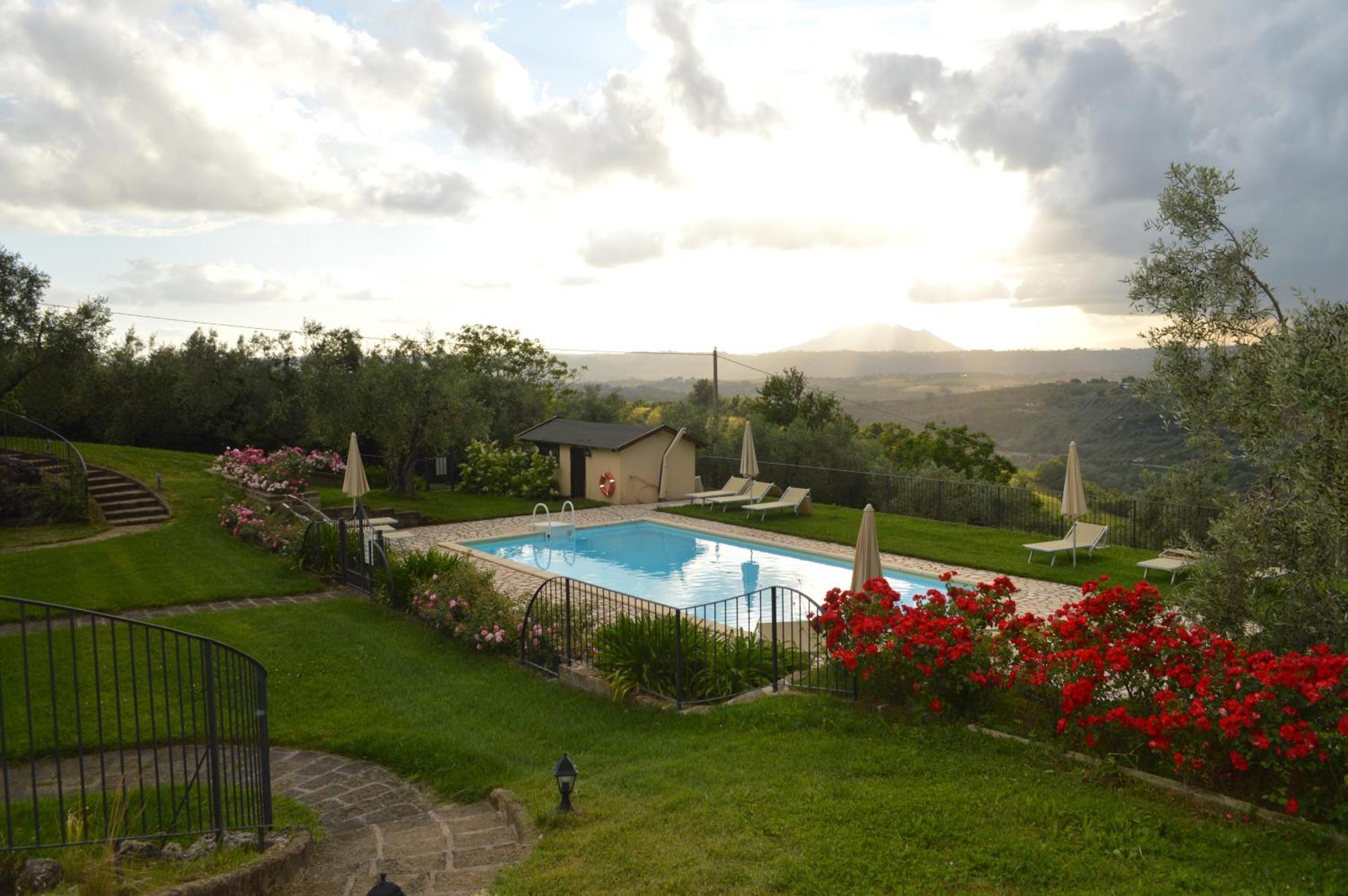 Villa Collebelvedere - Near Rome With Home Restaurant Fara in Sabina Экстерьер фото