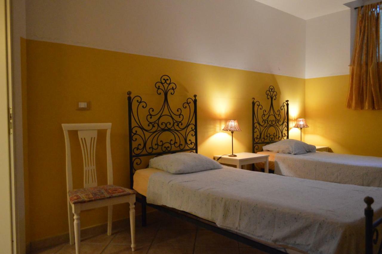 Villa Collebelvedere - Near Rome With Home Restaurant Fara in Sabina Экстерьер фото